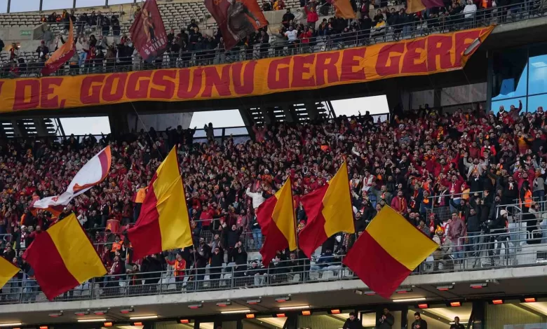 Galatasaray’da 3 değişiklik 1 galatasarayda 3 degisiklik cebcfdf4e1bc |