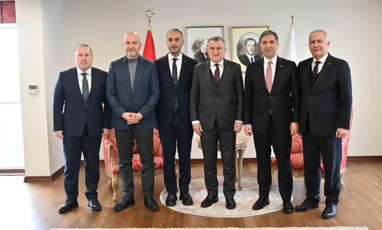 genclik ve spor bakani bak gaziosmanpasada spor yatirimlarini yerinde inceledi 52d71d0bd1fe |