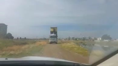 hem kacak moloz doktu hem ehliyetsiz hem de polise direndi 968219bd8637 |