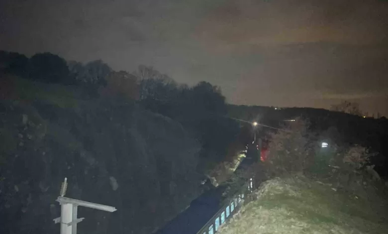 Heyelanla gelen facia ucuz atlatıldı 1 heyelanla gelen facia ucuz atlatildi 099fab15f25b |