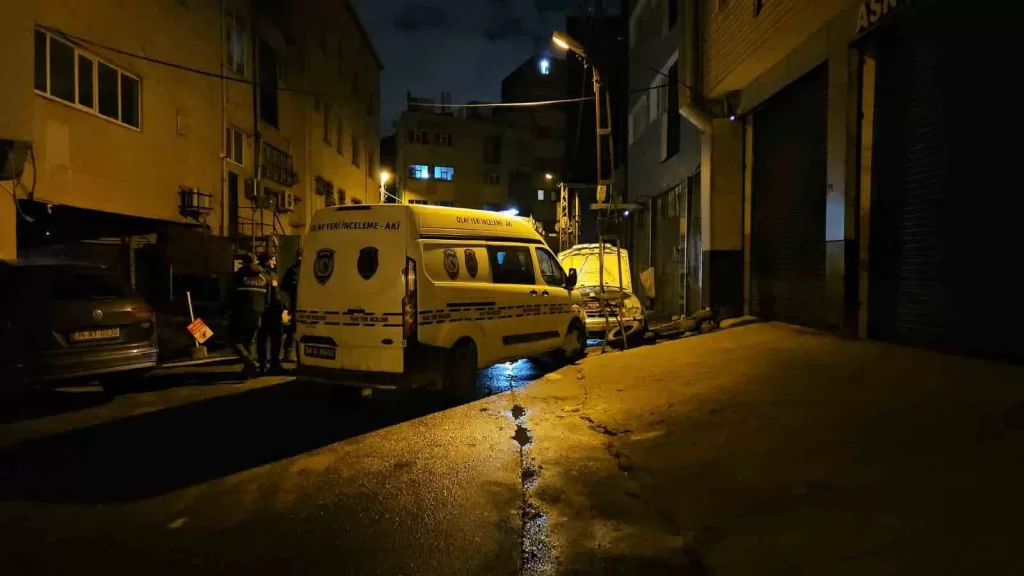 isinmak icin arabaya girdi arac yaninca feci sekilde can verdi d7861fa0e602 |