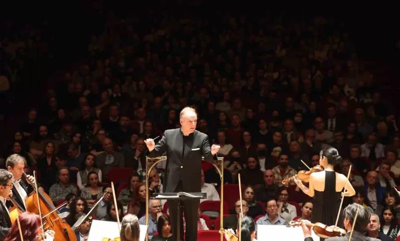 izmir devlet senfoni orkestrasi iki buyuk yetenegi bulusturdu e2eceea2f82b |