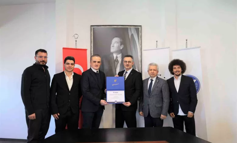 İzmir Ekonomi’nin eğitim kalitesine ‘akreditasyon’ tescili 1 izmir ekonominin egitim kalitesine akreditasyon tescili 4965ed49512f |