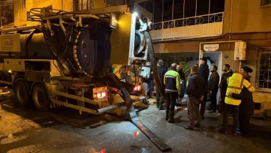 izmir gece saganak yagisa teslim oldu ekipler gece boyunca sahada gorev yapti 37568e413984 |