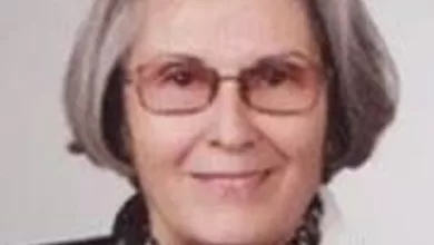 izmirde evlerinde olu bulunan anne ve kizi son yolculuguna ugurlandi c450ceab12b0 |