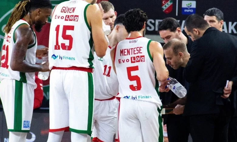 karsiyaka basketbol merkezefendi deplasmaninda 15ad8e294eb2 |