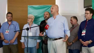 karsiyakada baskan cicibasin istifasi kabul edilmedi e6bd9cc43483 |