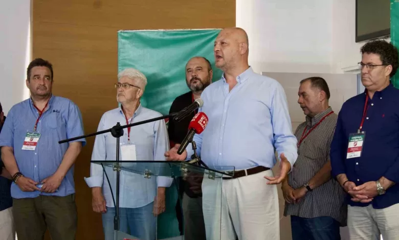 Karşıyaka’da Başkan Cicibaş’ın istifası kabul edilmedi 1 karsiyakada baskan cicibasin istifasi kabul edilmedi e6bd9cc43483 |