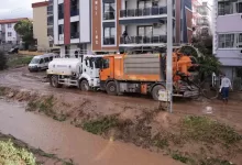 kemalpasada menfeze sikisan araci kurtarma calismalari suruyor 629d4e391f09 |