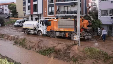 Kemalpaşa’da menfeze sıkışan aracı kurtarma çalışmaları sürüyor 5 kemalpasada menfeze sikisan araci kurtarma calismalari suruyor 629d4e391f09 |