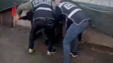 kumesten gelen oksuruk sesi 44 yil hapis cezasi olan firariyi yakalatti da8b75a9d963 |