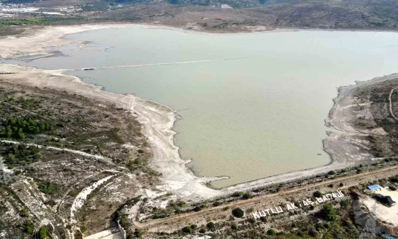 kutlu aktas barajinda su seviyesi gecen yili asti 5c558d1a2b1e |