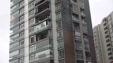 luks sitenin cam balkonlari lodosla beraber uctu cc8f624555cd |