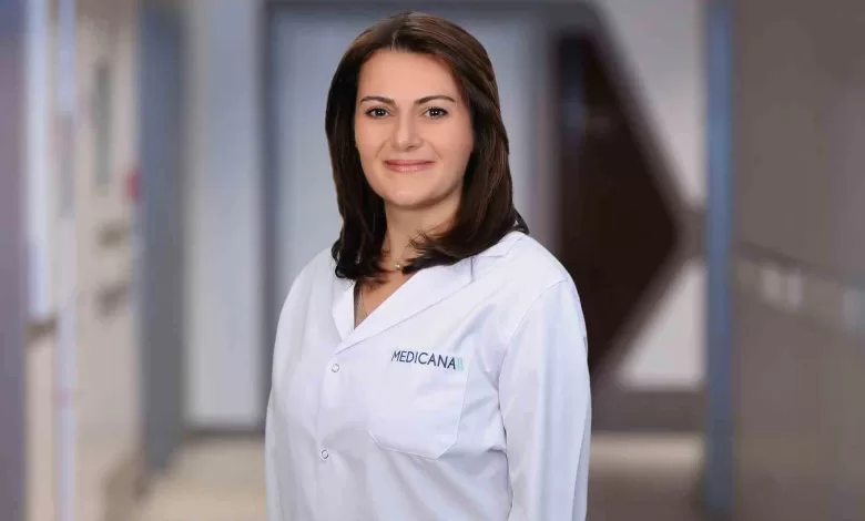 Menopoz beyni de etkiliyor: Uzmanından kadınlara önemli tavsiye 1 menopoz beyni de etkiliyor uzmanindan kadinlara onemli tavsiye 0c4e04a03fb1 |