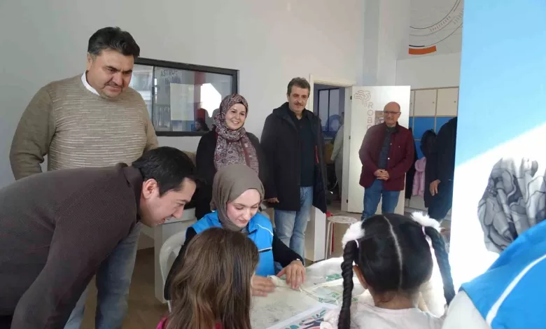 minik eller aileleriyle birlikte uretti 20ace2dd014b |