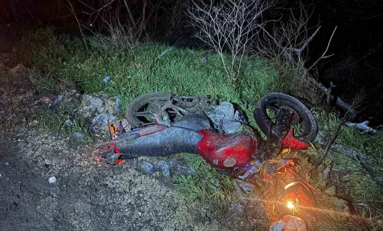 motosikletten dusen genc agir yaralandi e43de82e72b6 |