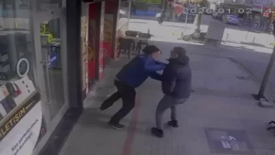 pendikte oyuncak silahla kuyumcu soygunu girisimi esnaf mudahale etti 01c588f79ab4 |