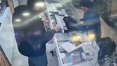 pendikte oyuncak silahla soygun girisiminde bulunan supheli tutuklandi 5ad1a0e41ab1 |