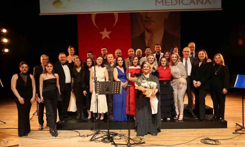 Sağlık çalışanlarından yeşilçam nostaljisi 1 saglik calisanlarindan yesilcam nostaljisi edde0c72fe8c |