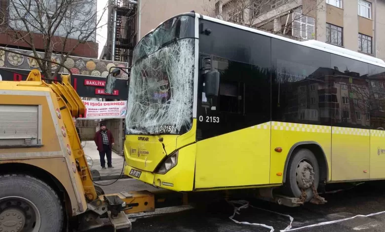 sancaktepede iett otobusleri zincirleme kazaya karisti 3 kisi yaralandi 193572218102 |