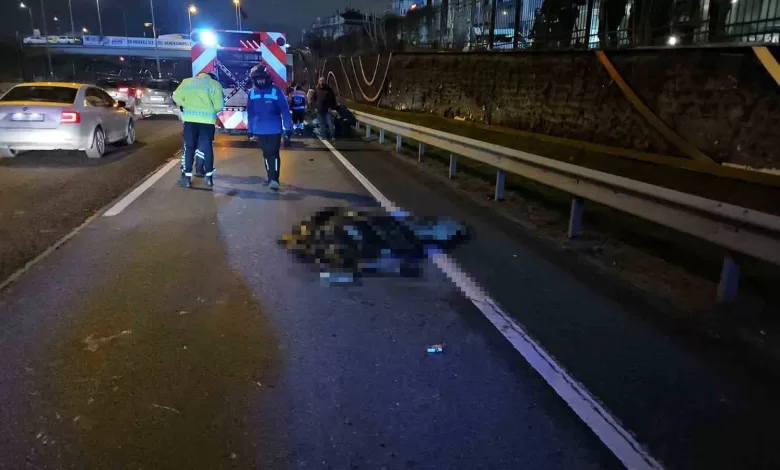 sislide bariyerlere carpan motosikletli feci sekilde hayatini kaybetti c72e8c7fb367 |