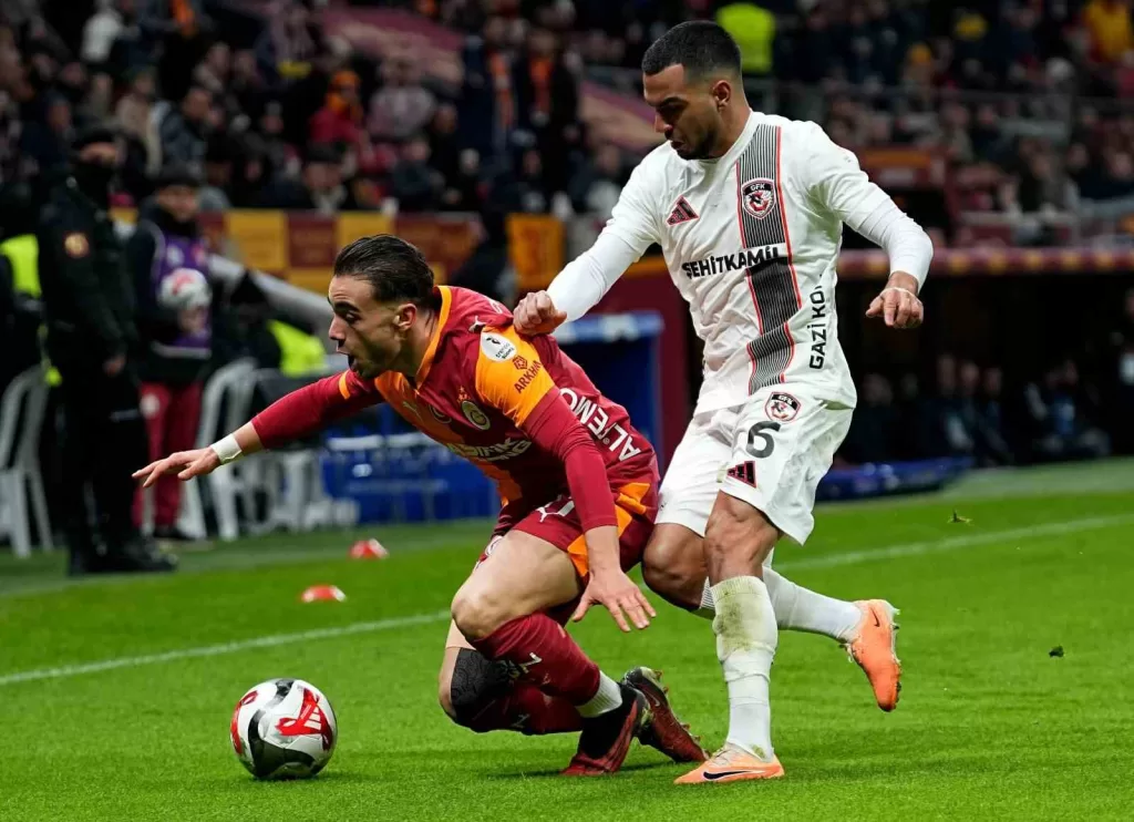 trendyol super lig galatasaray 1 gaziantep fk 1 mac sonucu 4288faff54a9 |