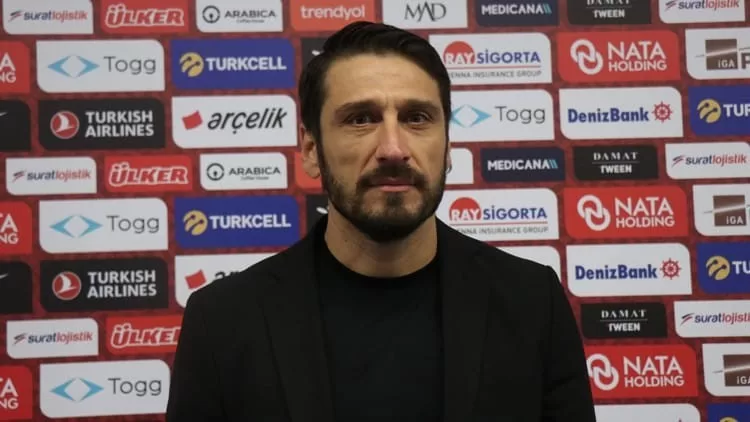 Ümit Milli Takım Teknik Direktörü Egemen Korkmaz’ın acı günü 1 umit milli takim teknik direktoru egemen korkmazin aci gunu b7aff9bc2ce5 |