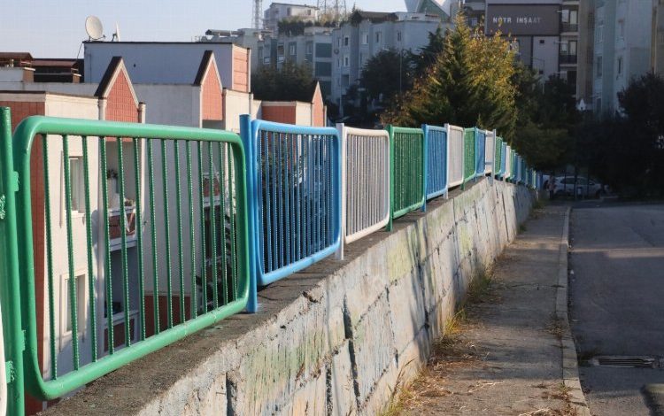 237UTrkr8G7G1 |