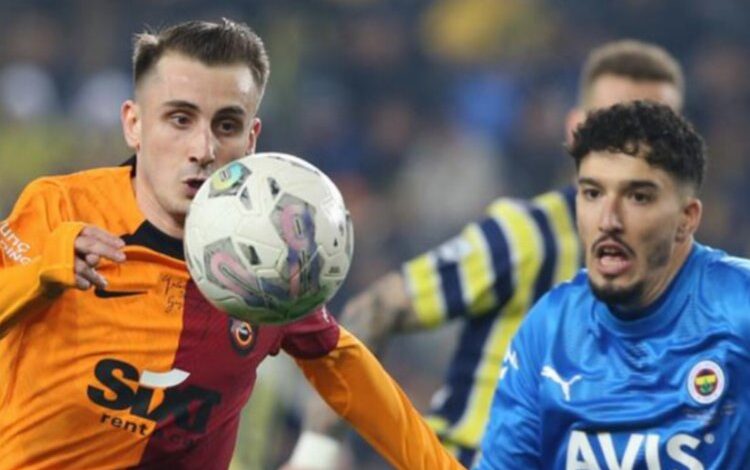 Derbide kazanan Galatasaray 1 4714kG4U2Grr9T |