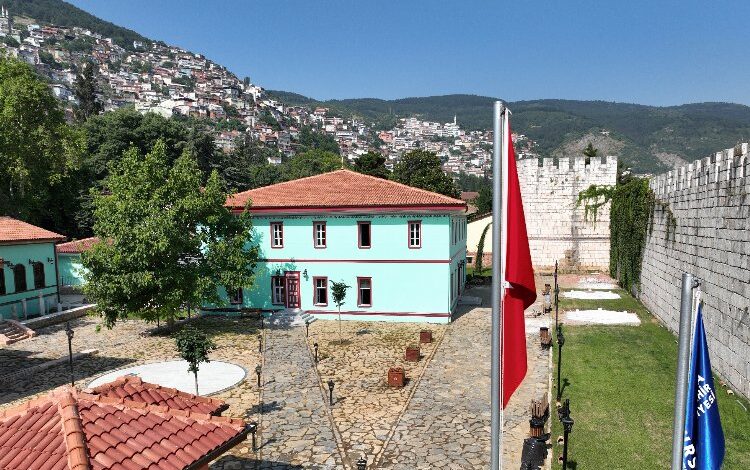 Bursa Mevlevihanesi 7 Ekim'de açılıyor 1 G635r88GTk1Ur3 |