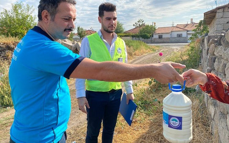 Memduh Büyükkılıç'tan süt talimatı 1 Gk00TUr554G88r |