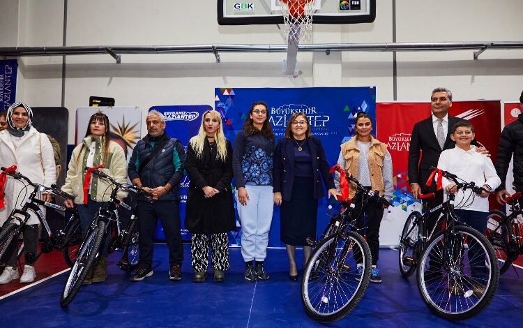 Gaziantep'te öğretmenler bisikletlendi 1 Ur623rG99Tk4G |