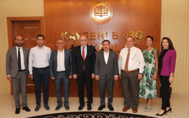 Kayseri Valisi'nden çifte ziyaret 1 k003U2rr0TG7G7 |