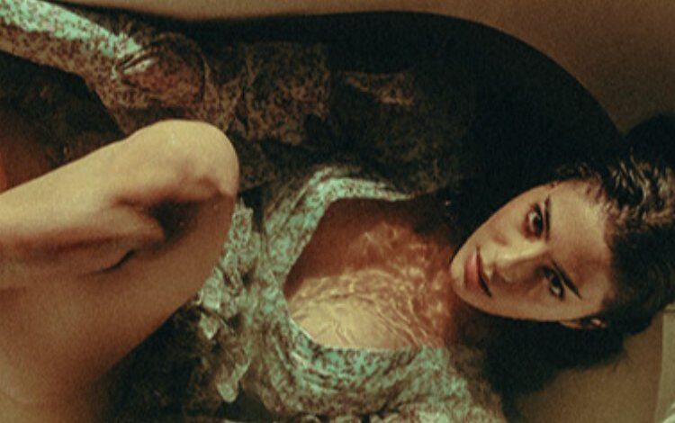 Aliyah'tan yeni şarkı 1 k7G7T5U2Gr93r3 |