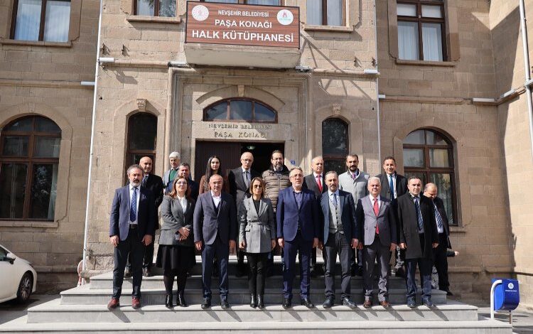 Nevşehir Belediyesi Paşa Konağı Halk Kütüphanesi açıldı 1 r69k7U4G7G4r2T |
