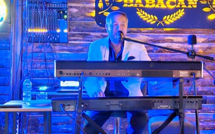 Arif Susam'la Balıkesir'de taverna rüzgarı 1 rk56G1T886GU1r |